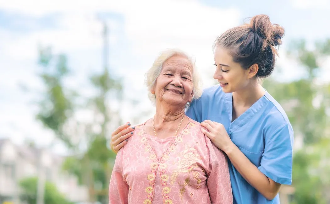 Kurs dla opiekunów osób starszych - co warto o nim wiedzieć?